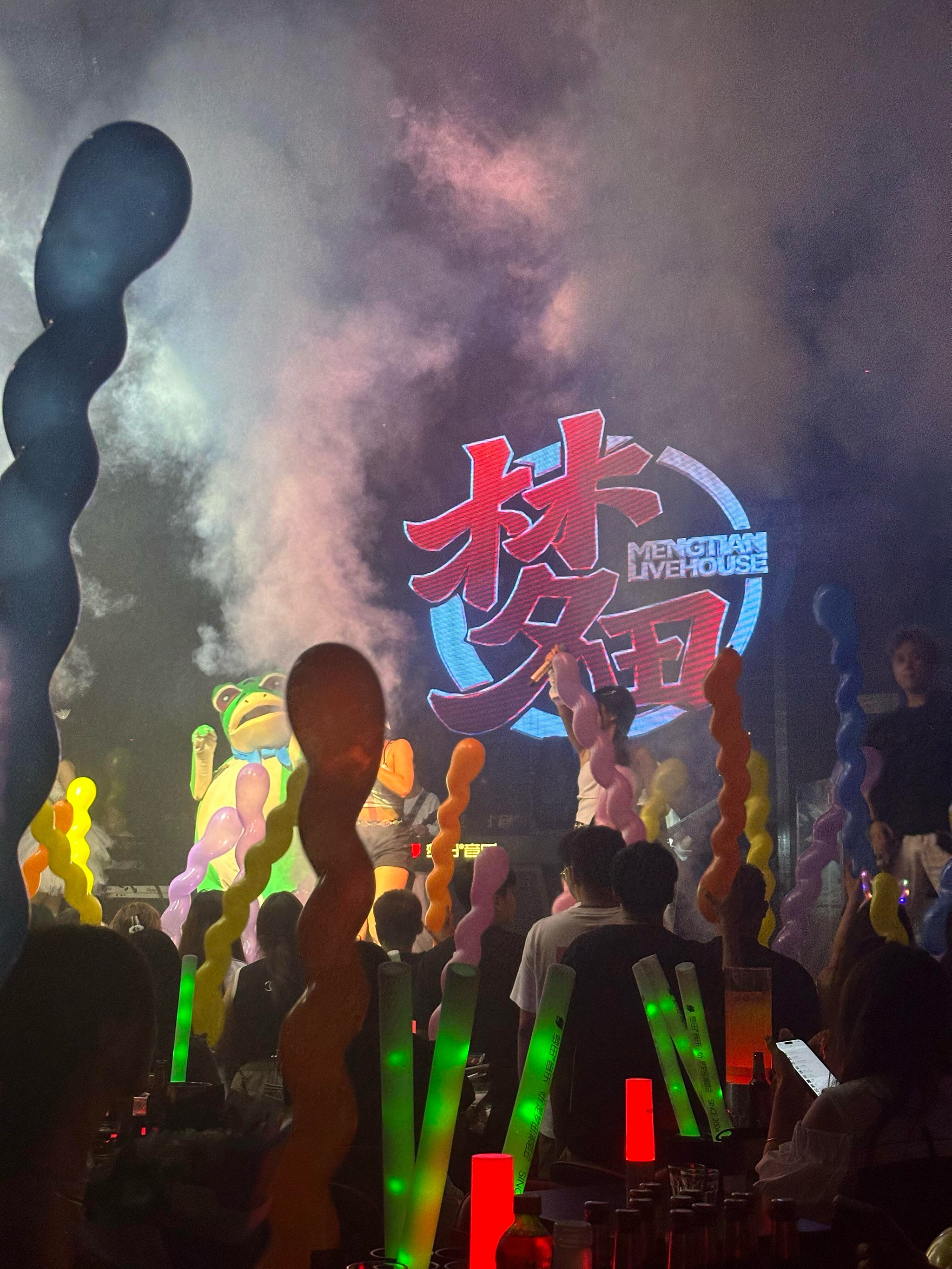 枣庄小时场ktv预定中低端商务ktv推荐-薛城区小时场ktv预定